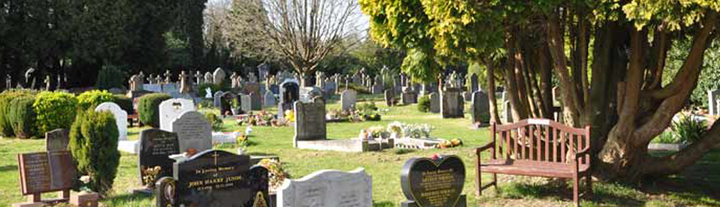 702x202_0022_autumn-views-005-1024×295 Tunbridge Wells Cemetery - Autumn views
