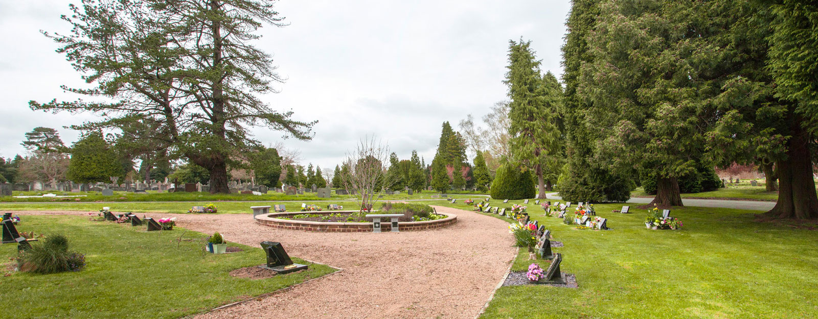 Primrose Gardens (Ashes Grave with Granite Memorial)